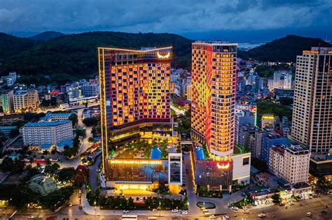 Poseidon hotel, Hạ Long – Cập nhật Giá năm 2024.